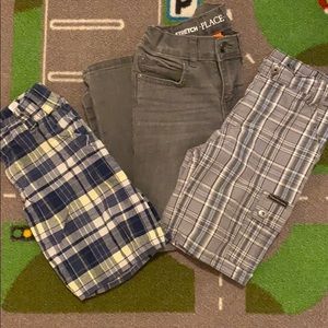 ❌sold❌ Boys lot 5-6 T , 2 pairs of shorts 1 pant